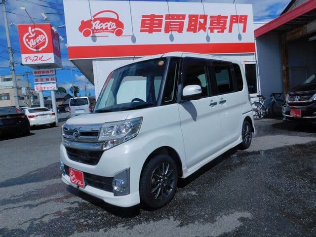 DAIHATSU TANTO CUSTOM 4WD