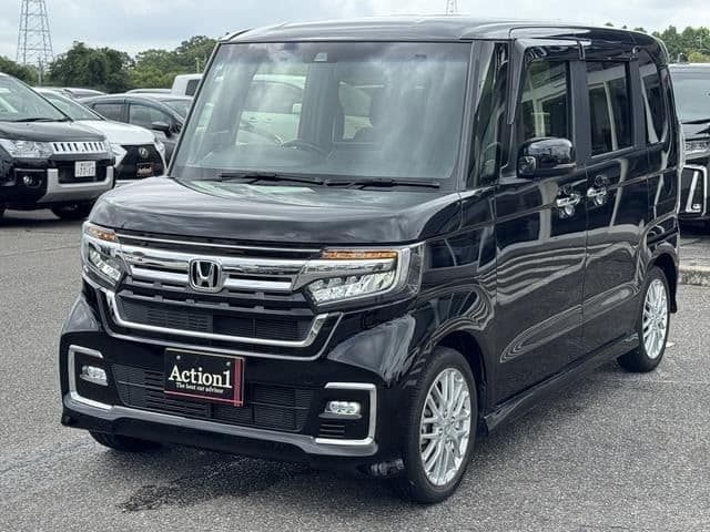 HONDA N BOX CUSTOM
