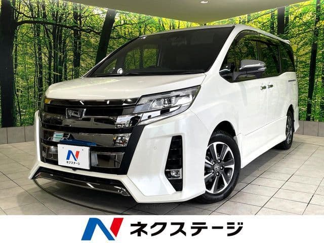 TOYOTA NOAH