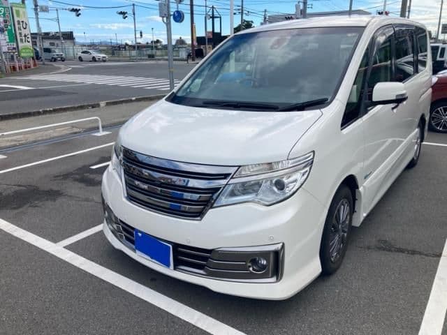 NISSAN SERENA  S-HYBRID