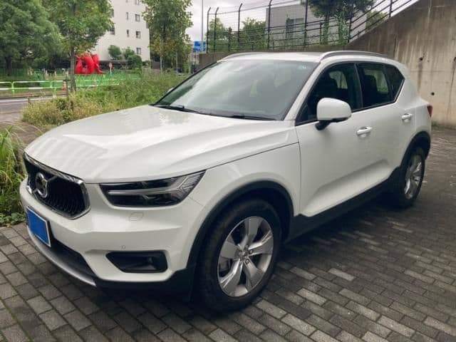 VOLVO VOLVO XC40