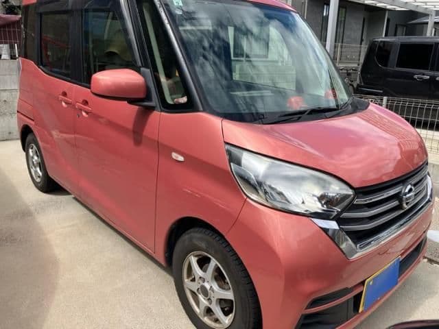 NISSAN DAYZ ROOX