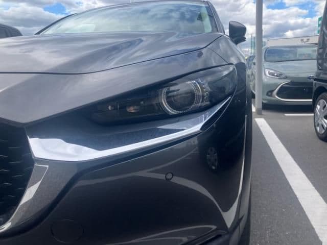 Car thumbnail 3