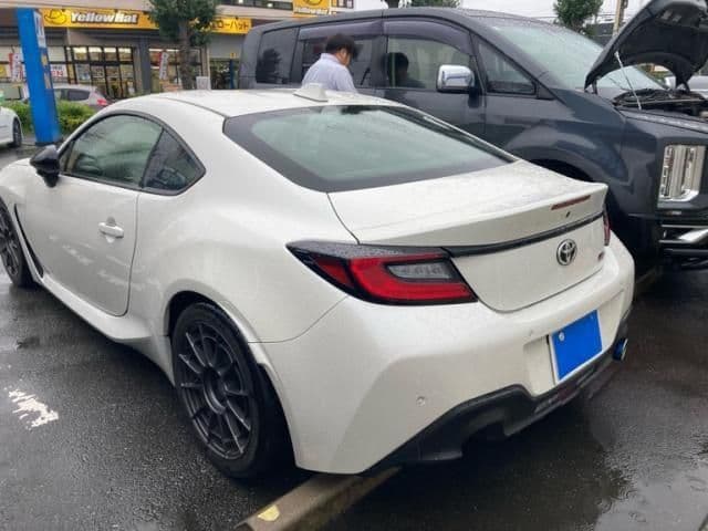Car thumbnail 4