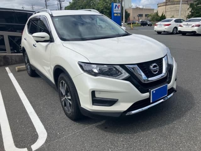 NISSAN X-TRAIL 4WD