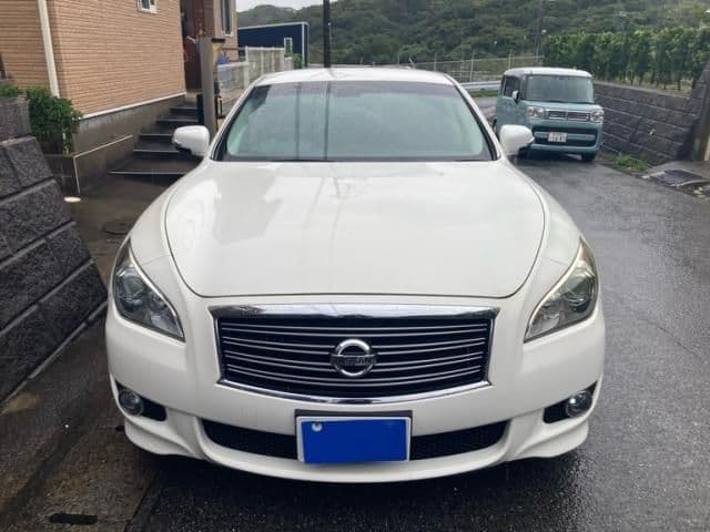 NISSAN FUGA