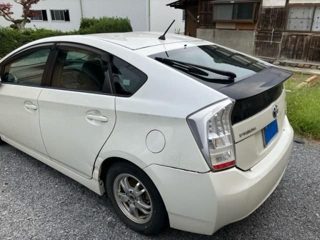 Car thumbnail 4