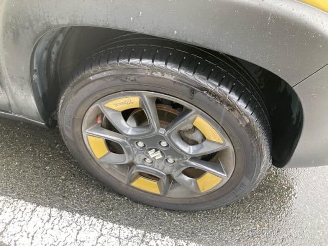 Car thumbnail 3
