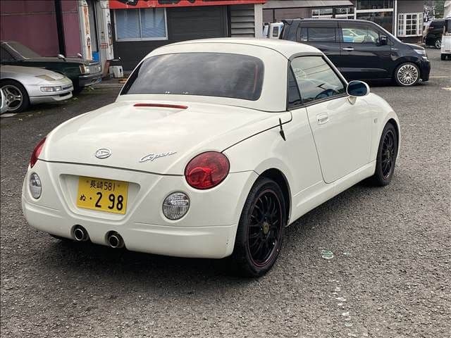 Car thumbnail 2