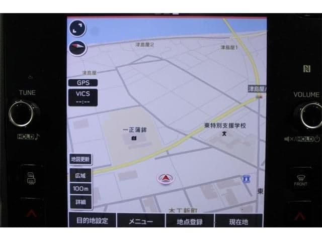 Car thumbnail 3