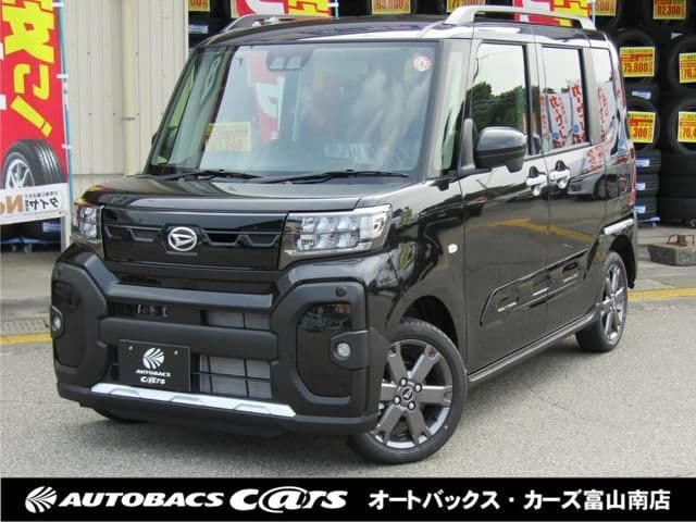 DAIHATSU TANTO 4WD