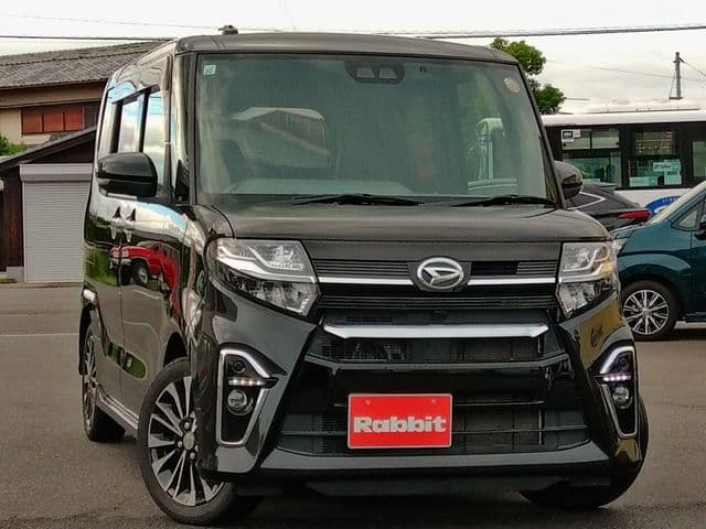 DAIHATSU TANTO CUSTOM