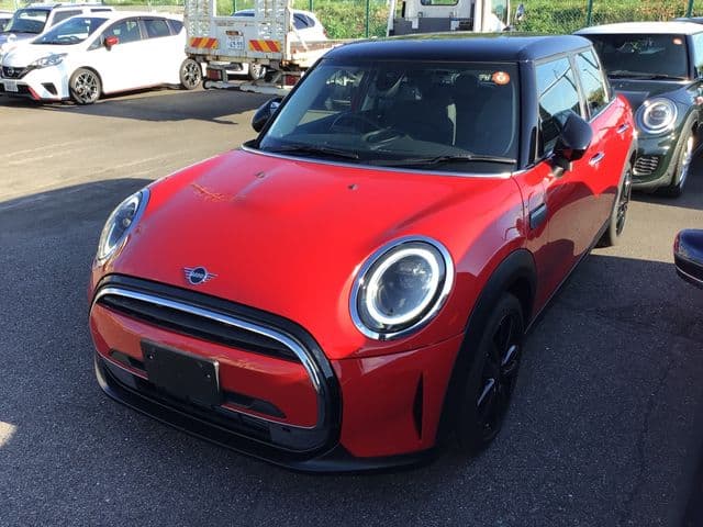 Car image 1