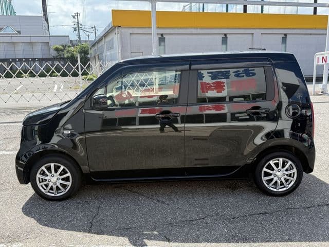 Car thumbnail 4
