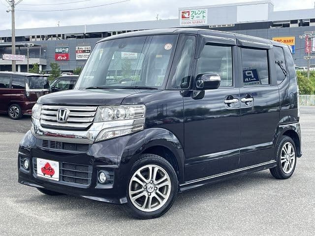 HONDA N BOX CUSTOM