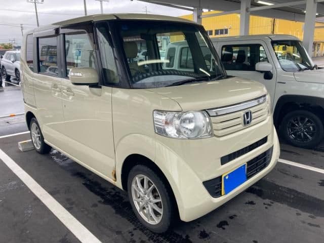 HONDA N BOX 4WD