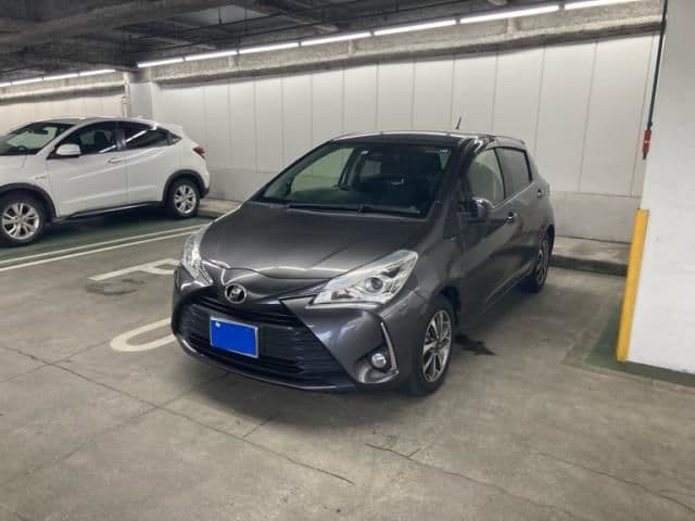 TOYOTA VITZ