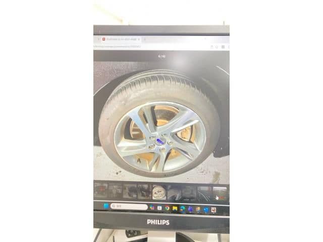 Car thumbnail 4