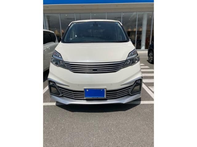 NISSAN SERENA  S-HYBRID
