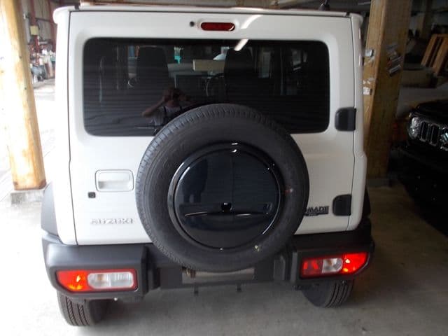 Car thumbnail 4