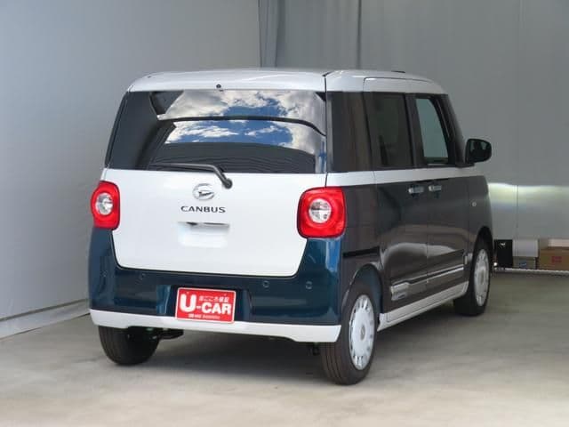 Car thumbnail 4