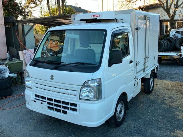 SUZUKI
