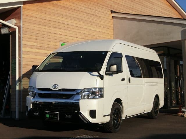 TOYOTA HIACE van 2WD