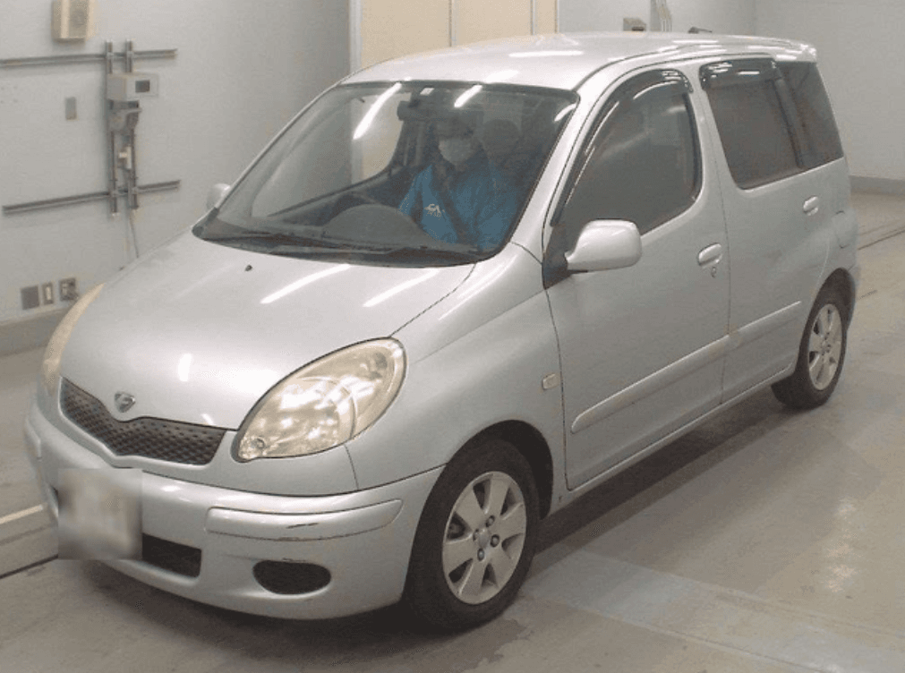 TOYOTA FUN CARGO 
