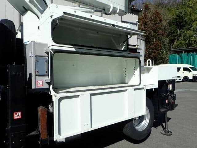 Thumbnail 9
