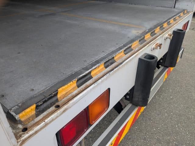 Thumbnail 11