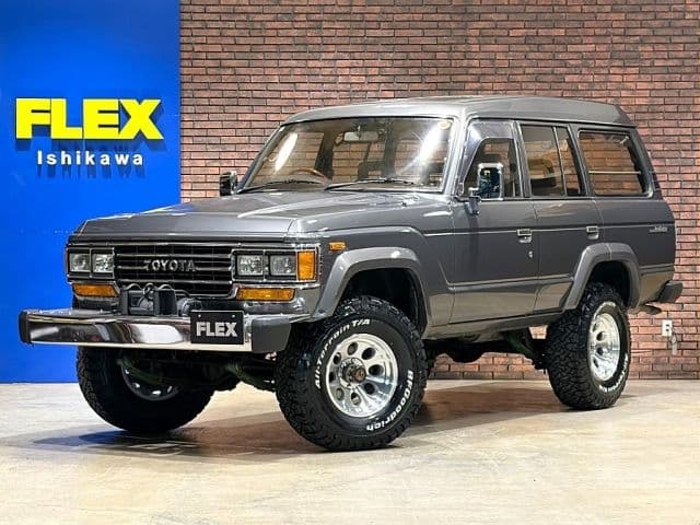 TOYOTA LANDCRUISER van