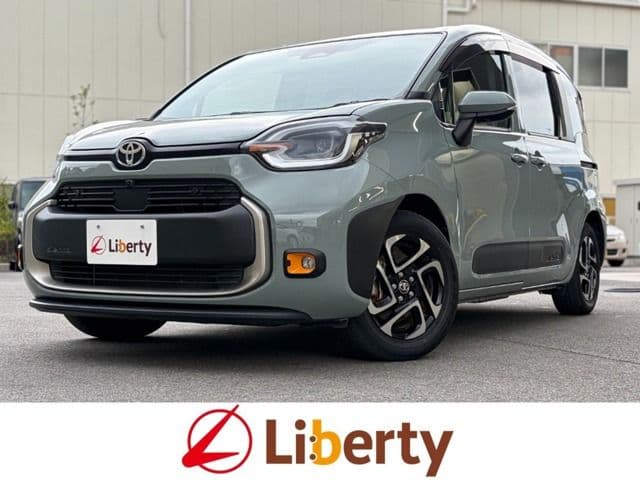 TOYOTA SIENTA HYBRID