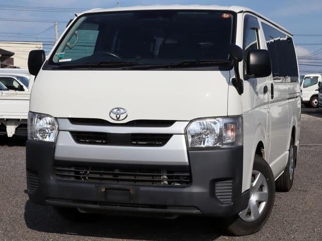TOYOTA HIACE van 2WD