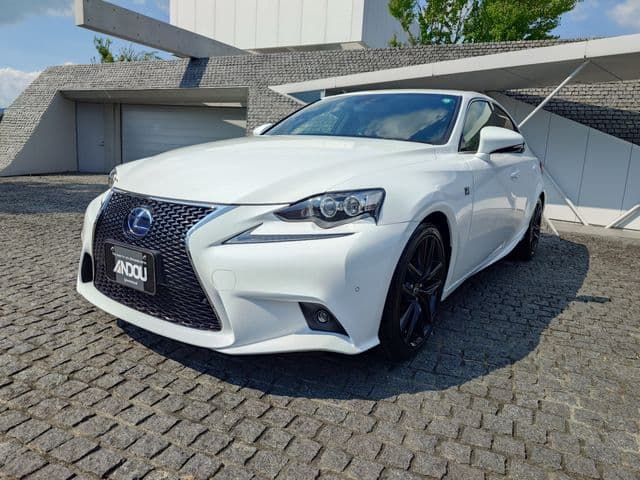 TOYOTA LEXUS IS300h