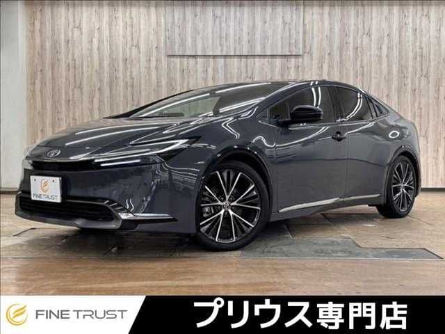 TOYOTA PRIUS 4WD