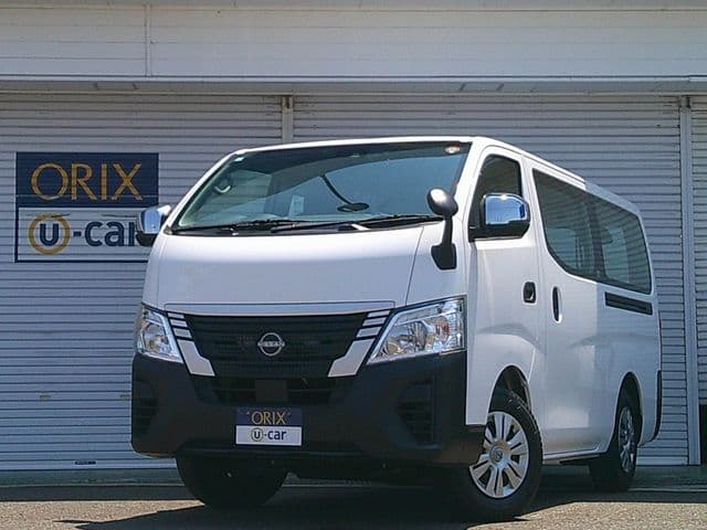 NISSAN CARAVAN van 4WD
