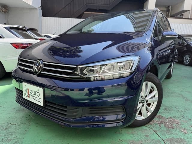 VOLKSWAGEN VOLKSWAGEN GOLF TOURAN