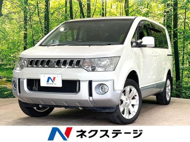 MITSUBISHI DELICA D:5 4WD