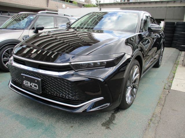 TOYOTA CROWN CROSSOVER