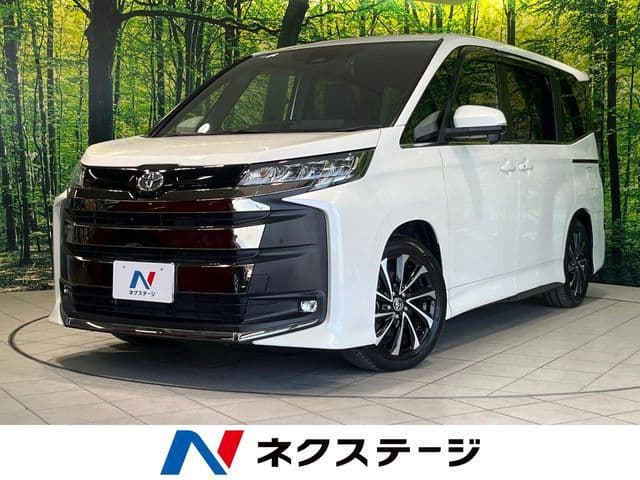 TOYOTA NOAH