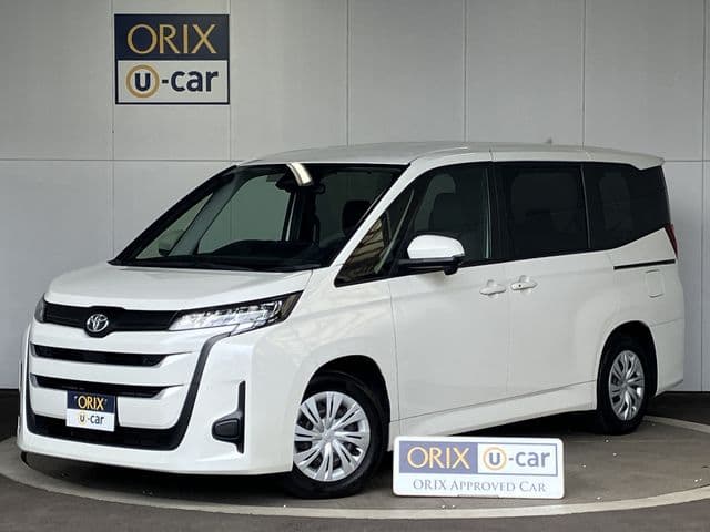 TOYOTA NOAH