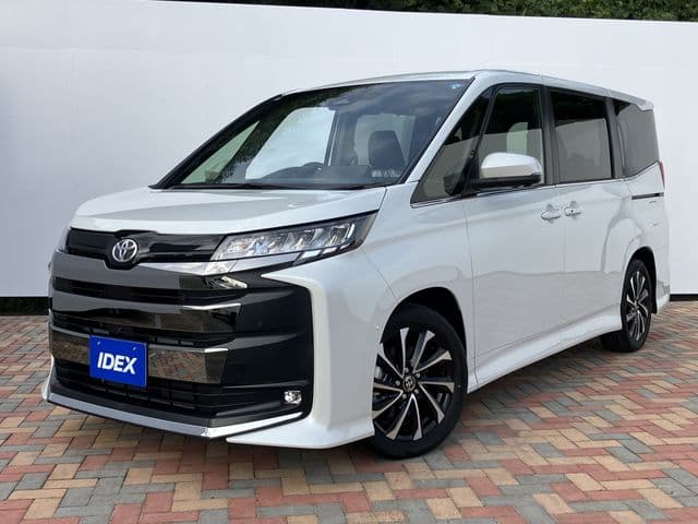 TOYOTA NOAH HYBRID