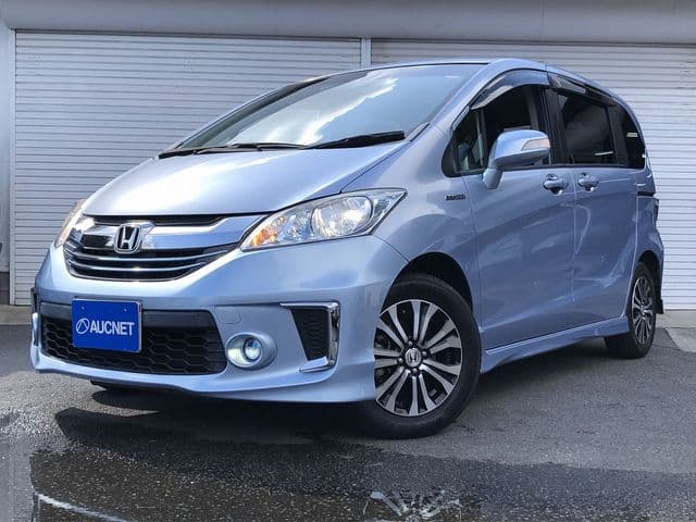 HONDA FREED HYBRID