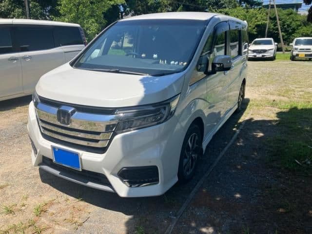 HONDA STEPWAGON SPADA