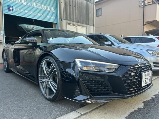 AUDI AUDI R8