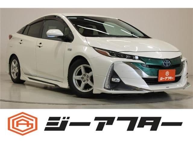 TOYOTA PRIUS PHV