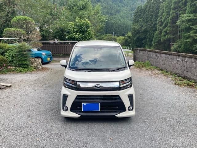 DAIHATSU MOVE CUSTOM 4WD