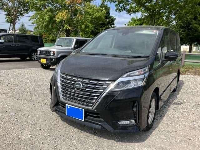 NISSAN SERENA S-HYBRID 4WD