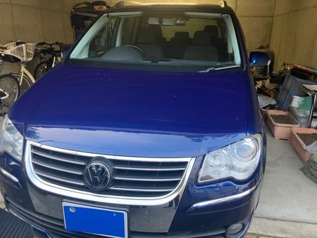 VOLKSWAGEN VOLKSWAGEN GOLF TOURAN