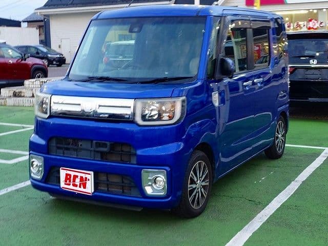 DAIHATSU WAKE